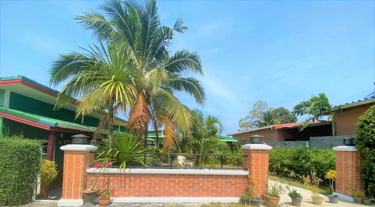 Hotel Suntalee House Nai Yang Beach Exterior foto